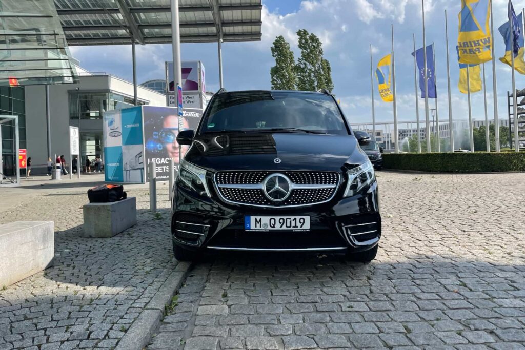 Luxus Minibus mieten 6-Sitzer München Mercedes Benz