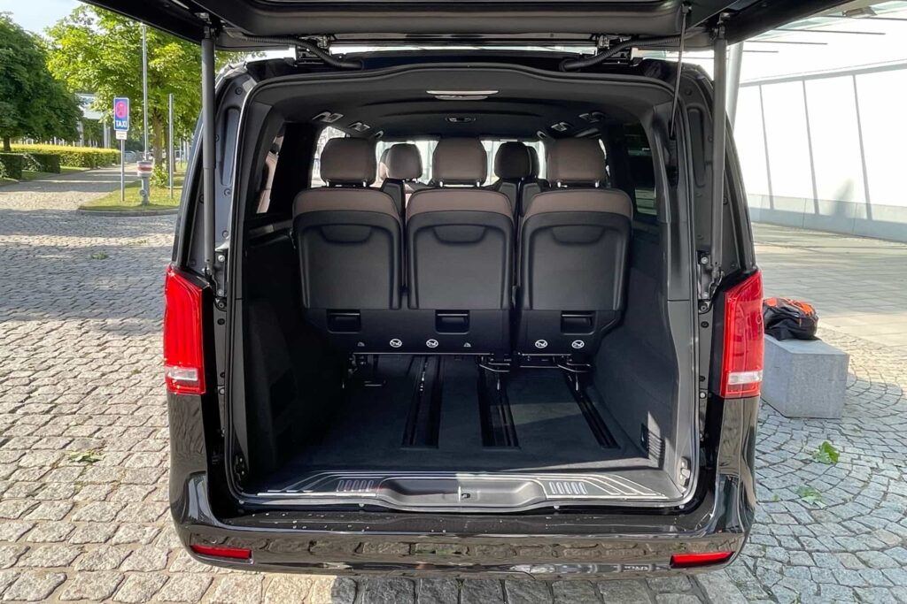 Luxus Minibus mieten 6-Sitzer München Mercedes Benz mit großem Kofferraum