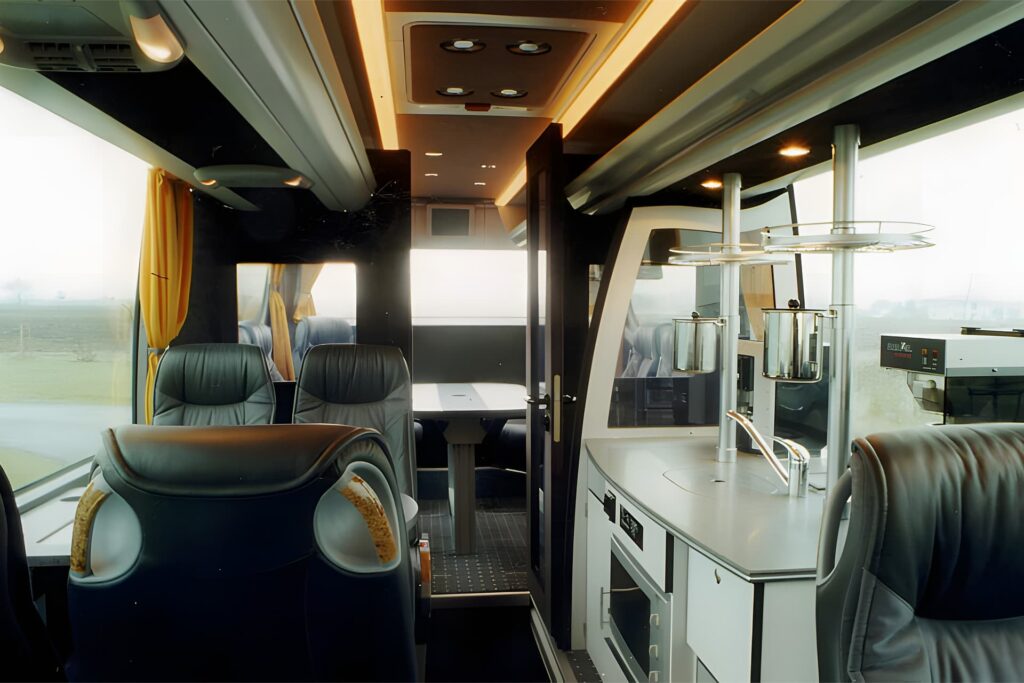 Luxus Reisebus mieten in München für 24 Personen mit Kaffee, Kaffeeküche, Küche, Bordküche, Teeküche