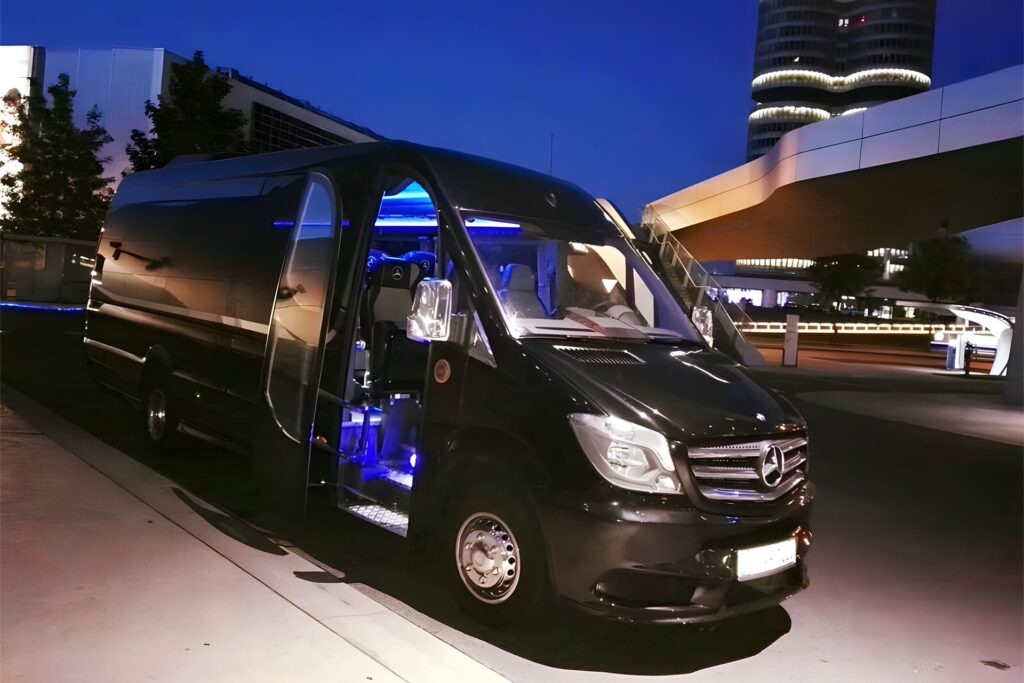 Exklusiven Kleinbus mieten für 20 Personen in München